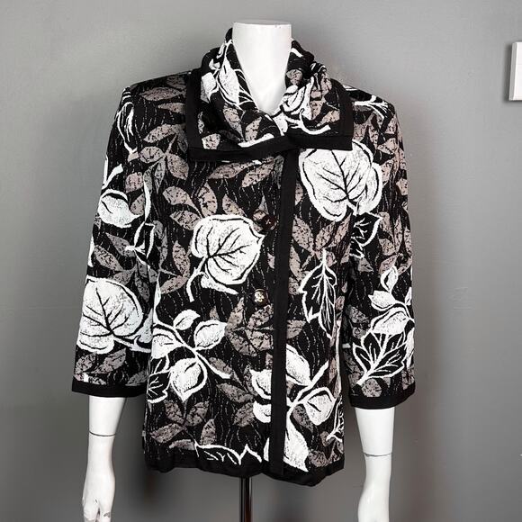 St. John sweater cardigan‎ size 12 floral buttons wool brown roll tab collar - Picture 2 of 15